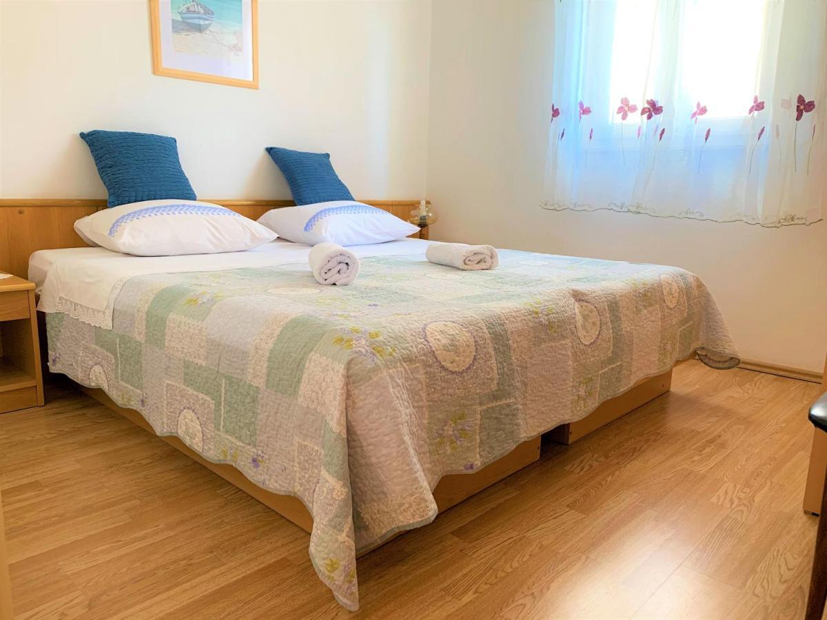Roko Apartment House Primosten Ngoại thất bức ảnh