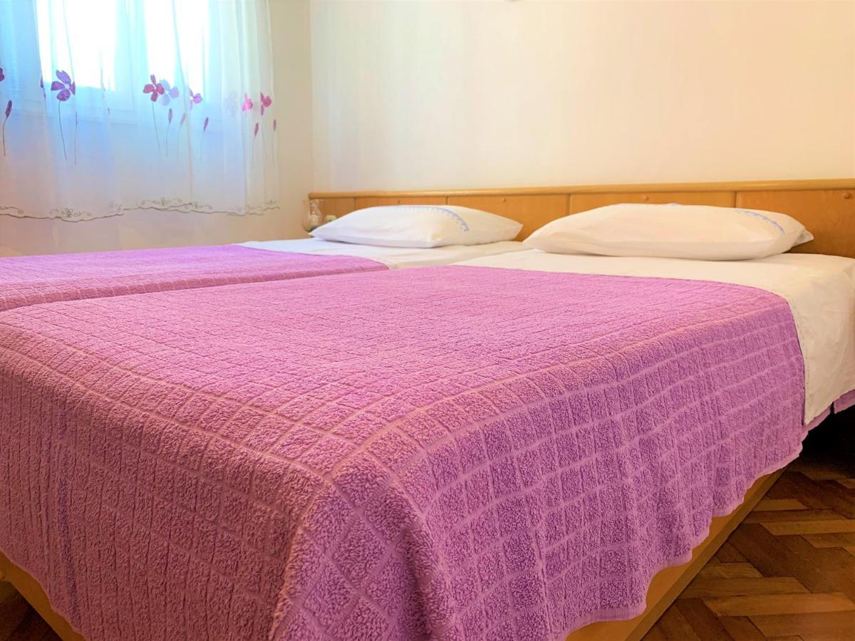 Roko Apartment House Primosten Ngoại thất bức ảnh