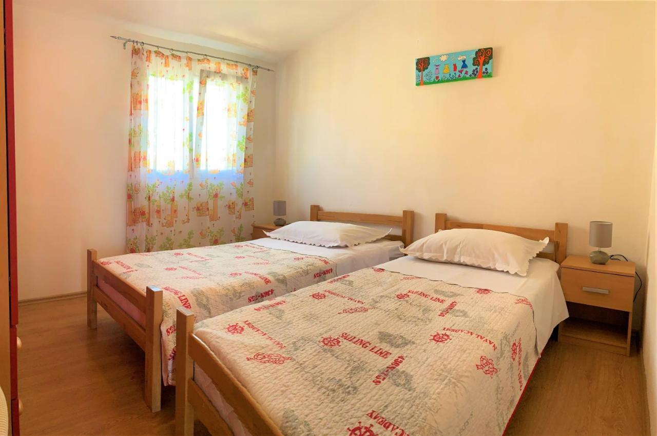 Roko Apartment House Primosten Ngoại thất bức ảnh
